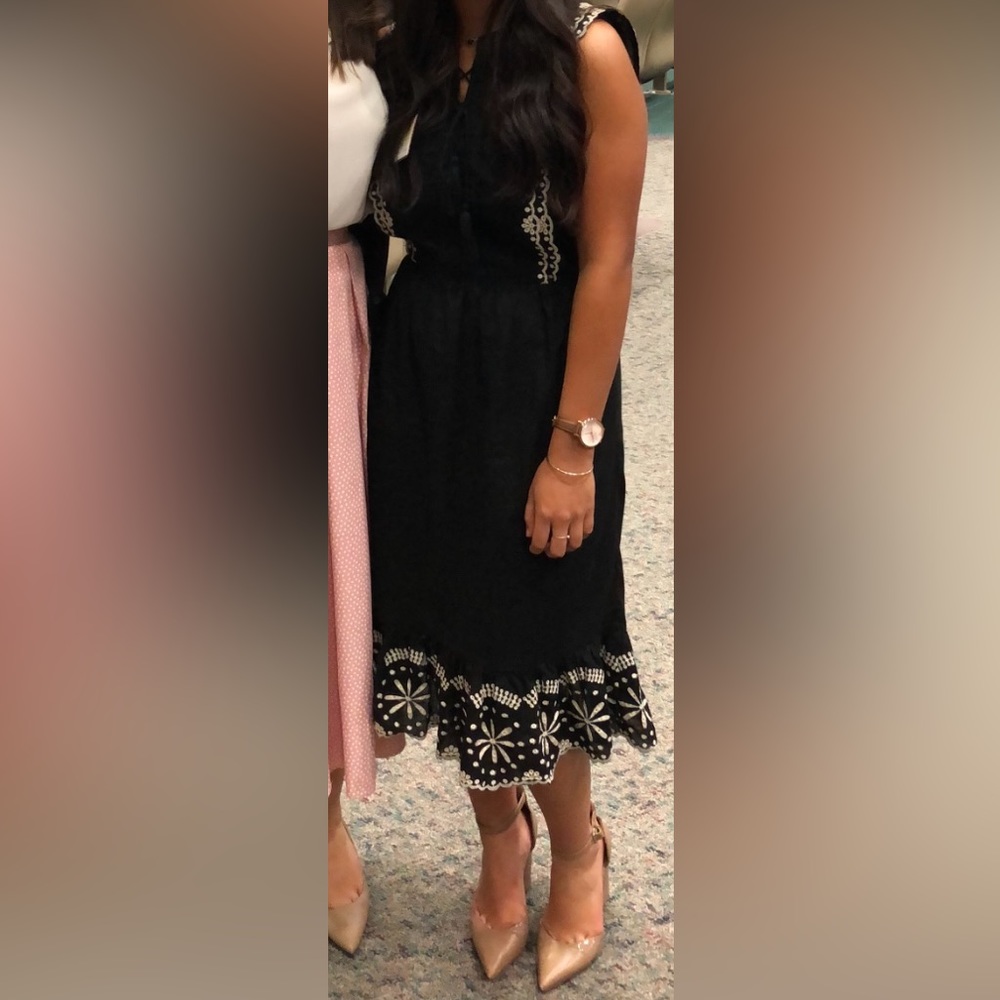 Black and white midi length dress with embroidered detailing. Size XS